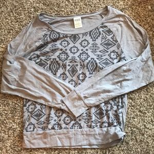 PINK gray long sleeve shirt